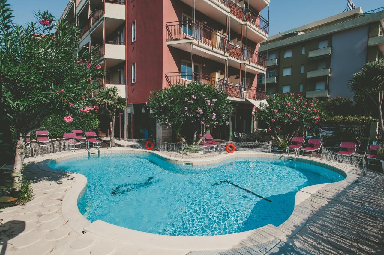 Ligure Residence Pietra Ligure Exterior photo