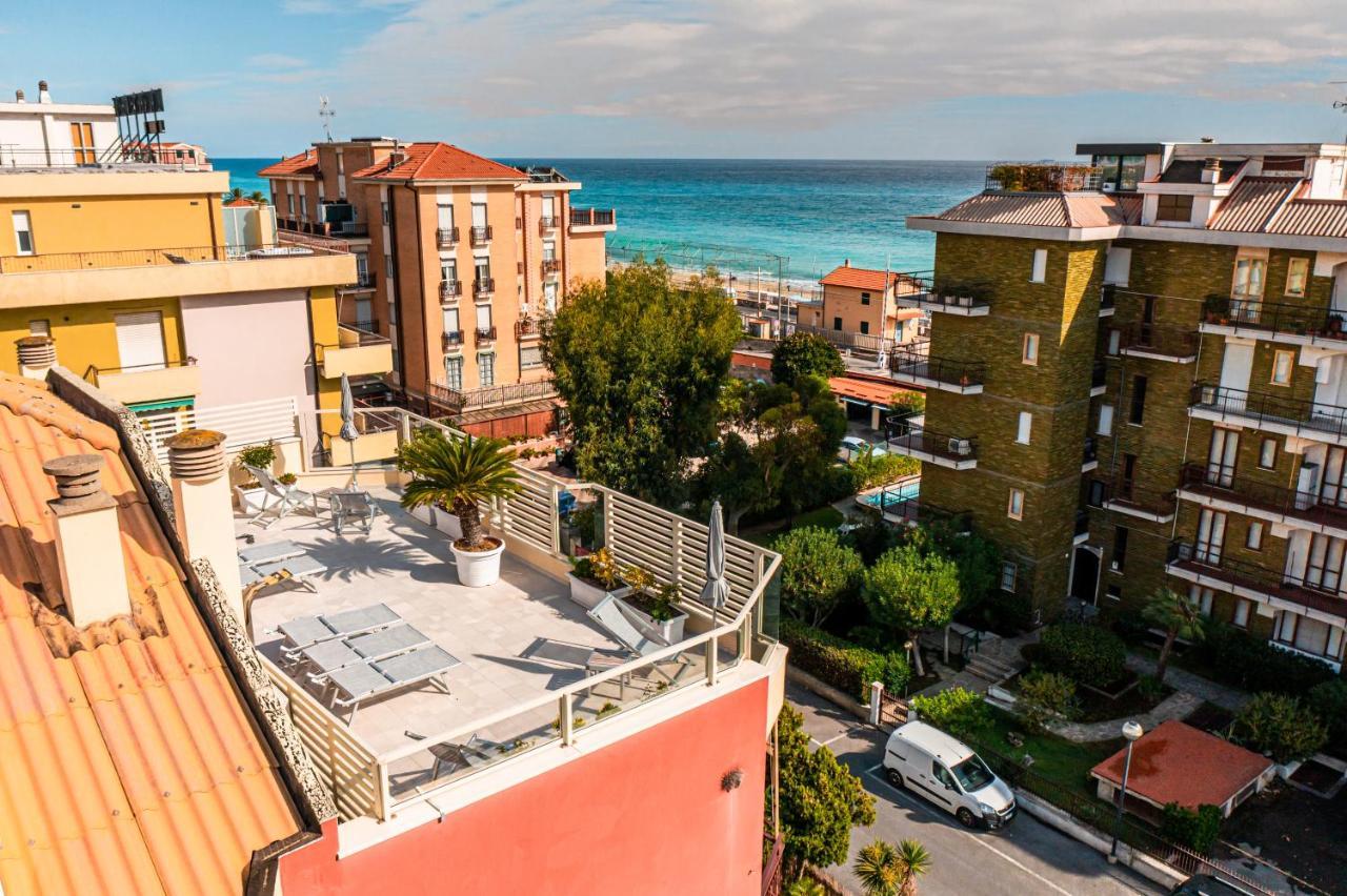 Ligure Residence Pietra Ligure Exterior photo