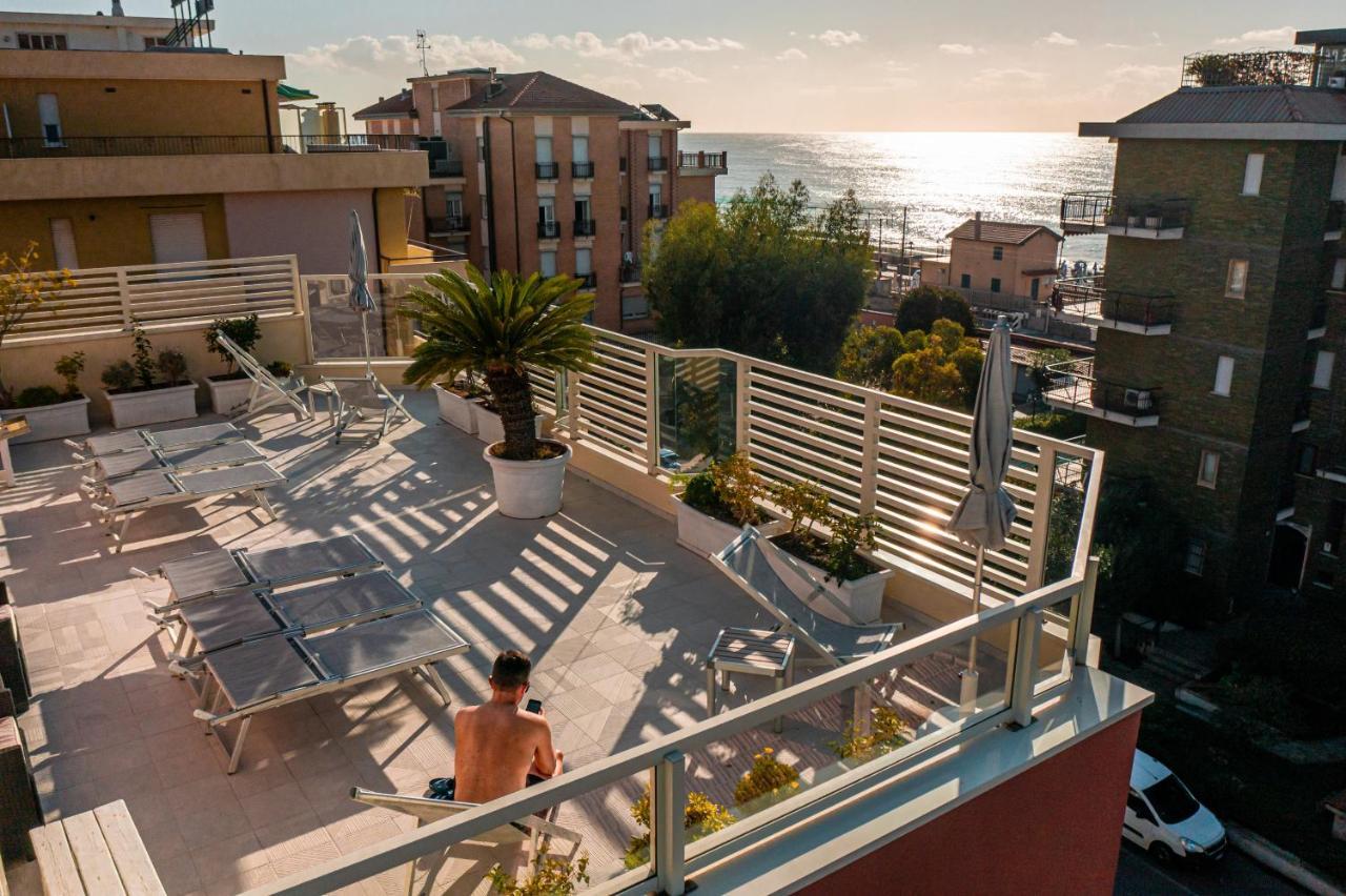 Ligure Residence Pietra Ligure Exterior photo