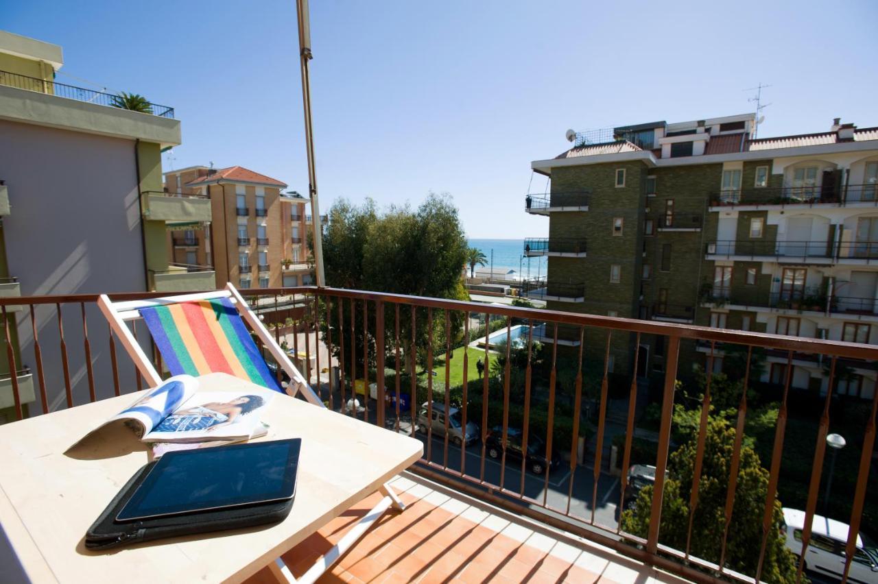 Ligure Residence Pietra Ligure Exterior photo